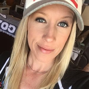 Meet your Posher, Joy